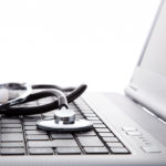 揺籃期にあるオンライン診療システムの現状と課題